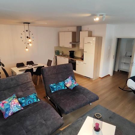 Wohnung In Muelheim-Kaerlich Luaran gambar