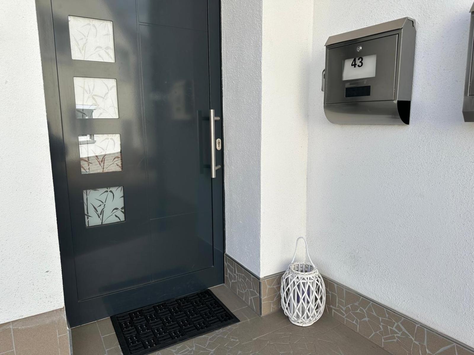 Wohnung In Muelheim-Kaerlich Luaran gambar