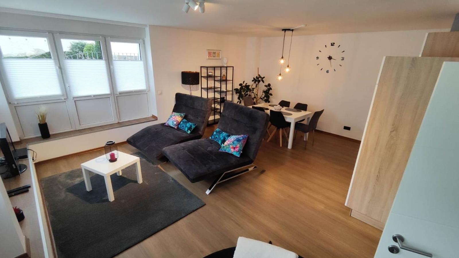 Wohnung In Muelheim-Kaerlich Luaran gambar